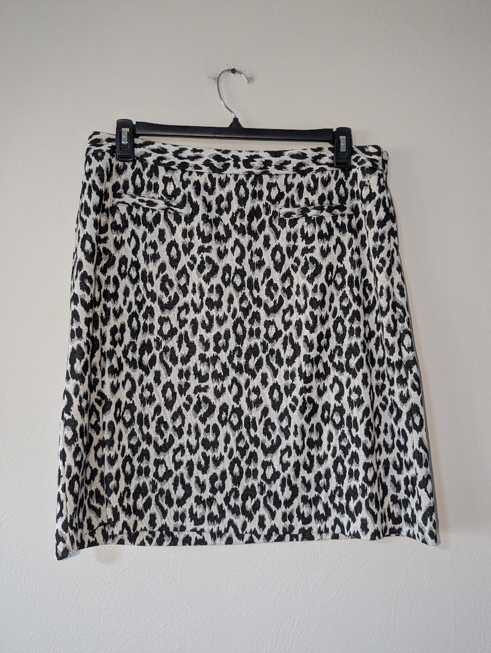 14 Talbots‎ Gray Animal Print Straight Skirt